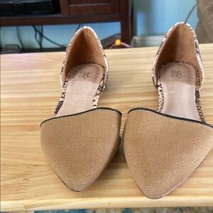 Aquazzura Tan Women's Flats